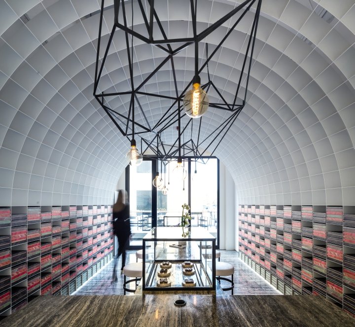 Bean2Bar 巧克力店，Studio Toggle，科威特城 – 科威特