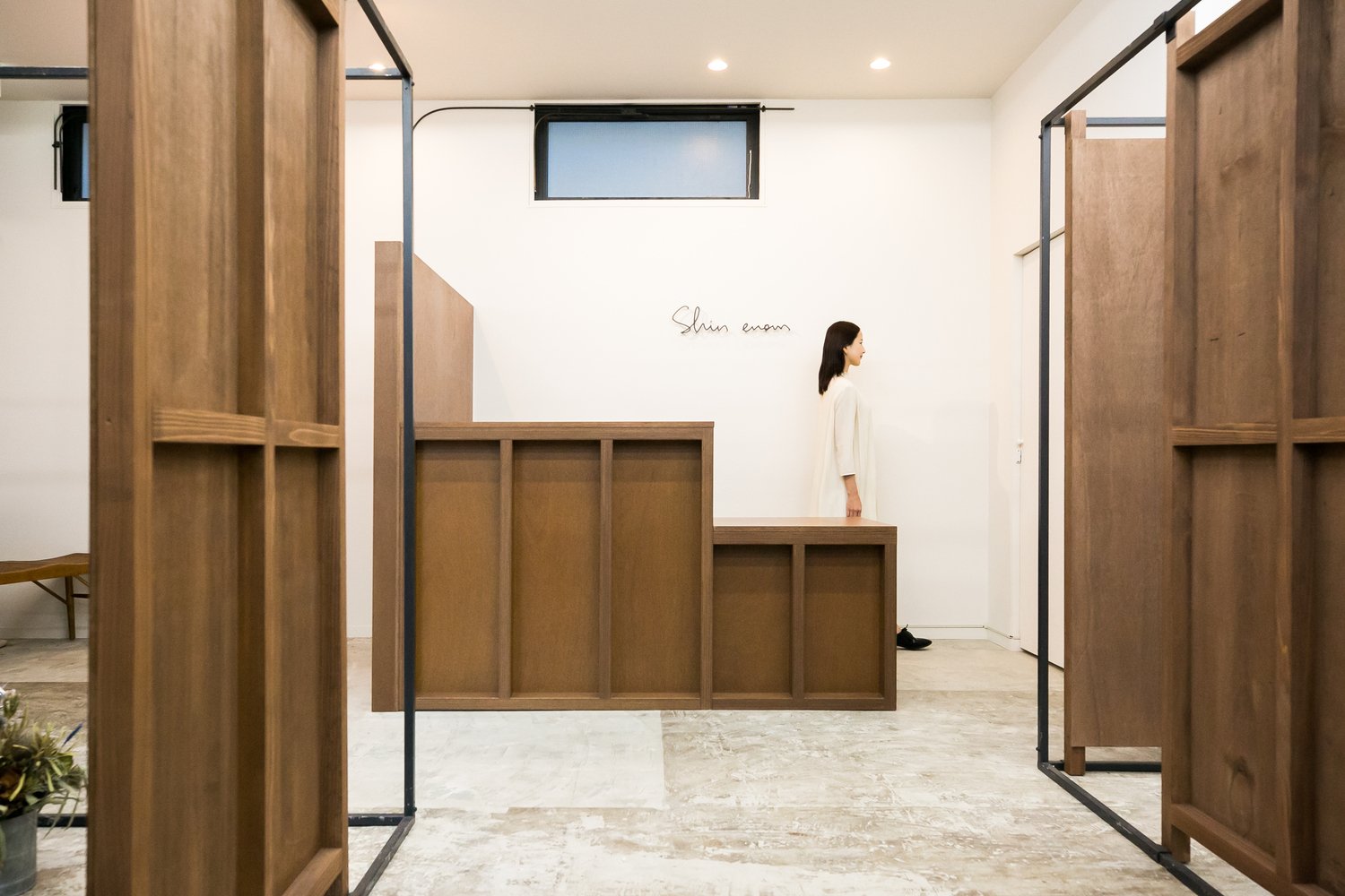 武田慎太郎设计事务所的美容院 Shin Enom