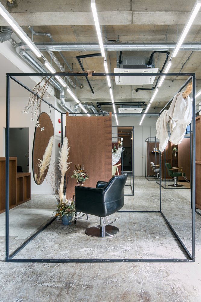 武田慎太郎设计事务所的美容院 Shin Enom