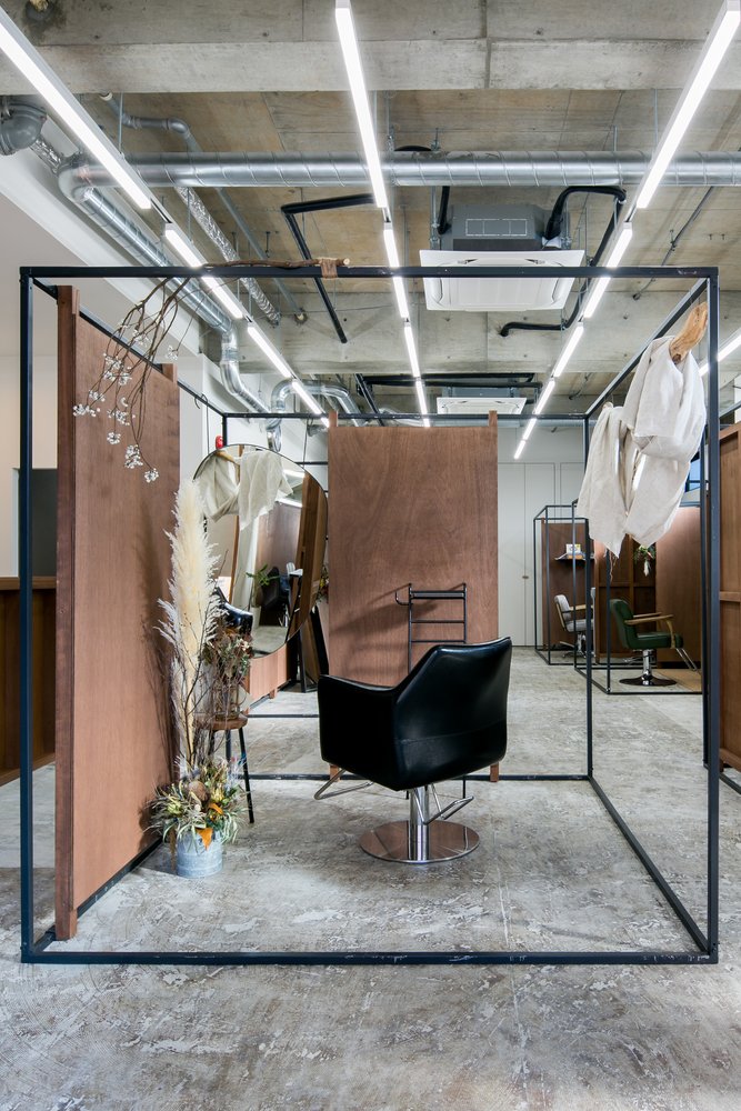 武田慎太郎设计事务所的美容院 Shin Enom