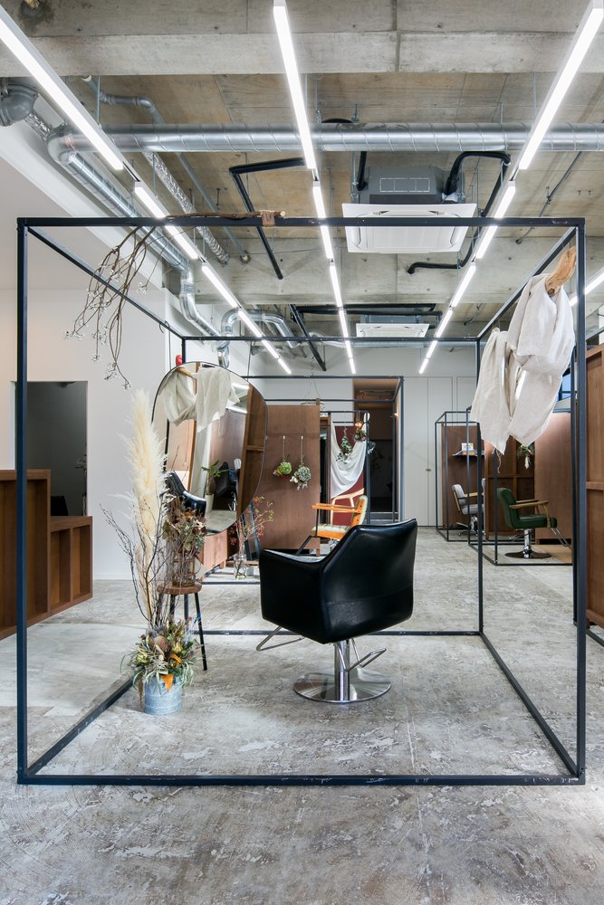 武田慎太郎设计事务所的美容院 Shin Enom