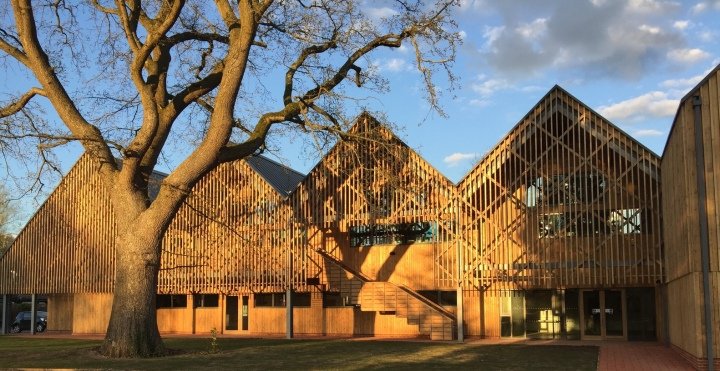 Bedales 学校艺术与设计，Feilden Clegg Bradley Studios，彼得斯菲尔德 – 英国