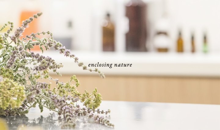 S & Team 重新设计 Bee Naturalles 包装