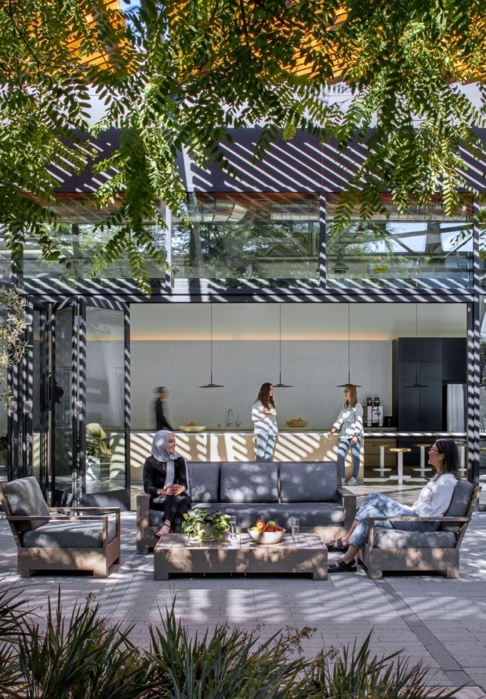 HLW 设计的贝尔金总部