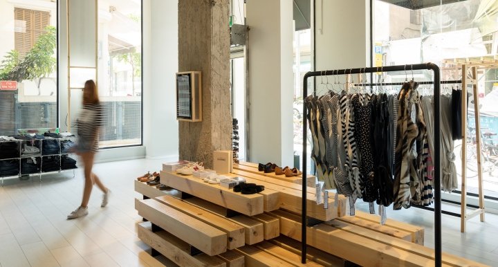 Molet 设计的 Belle and Sue 商店，以色列特拉维夫