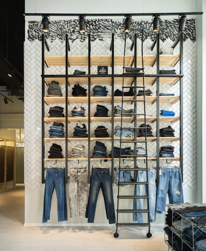 Molet 设计的 Belle and Sue 商店，以色列特拉维夫