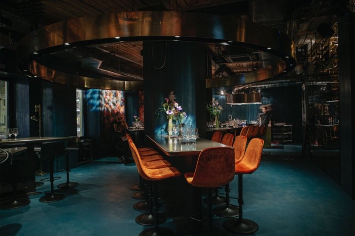 B-Arch 的 Big Wine Freaks 酒吧，莫斯科 – 俄罗斯