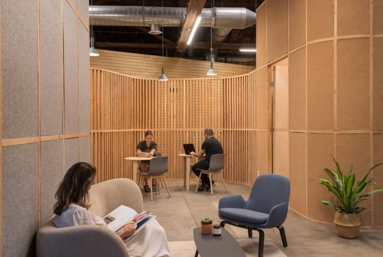 Zooco Estudio 设计的大大小小的银湖游乐场