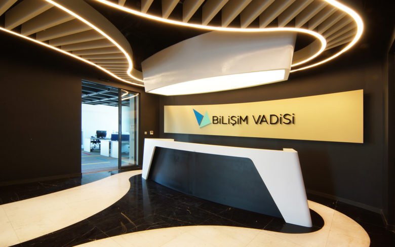 BilisimVadisi 办公室和公共区域 / OSO Architecture