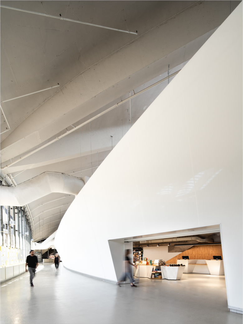 Biodôme 商店由 Adhoc 建筑事务所和 Messier 设计师设计