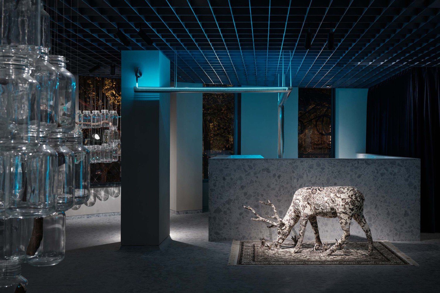 黑星糕点上海旗舰店 by Linehouse