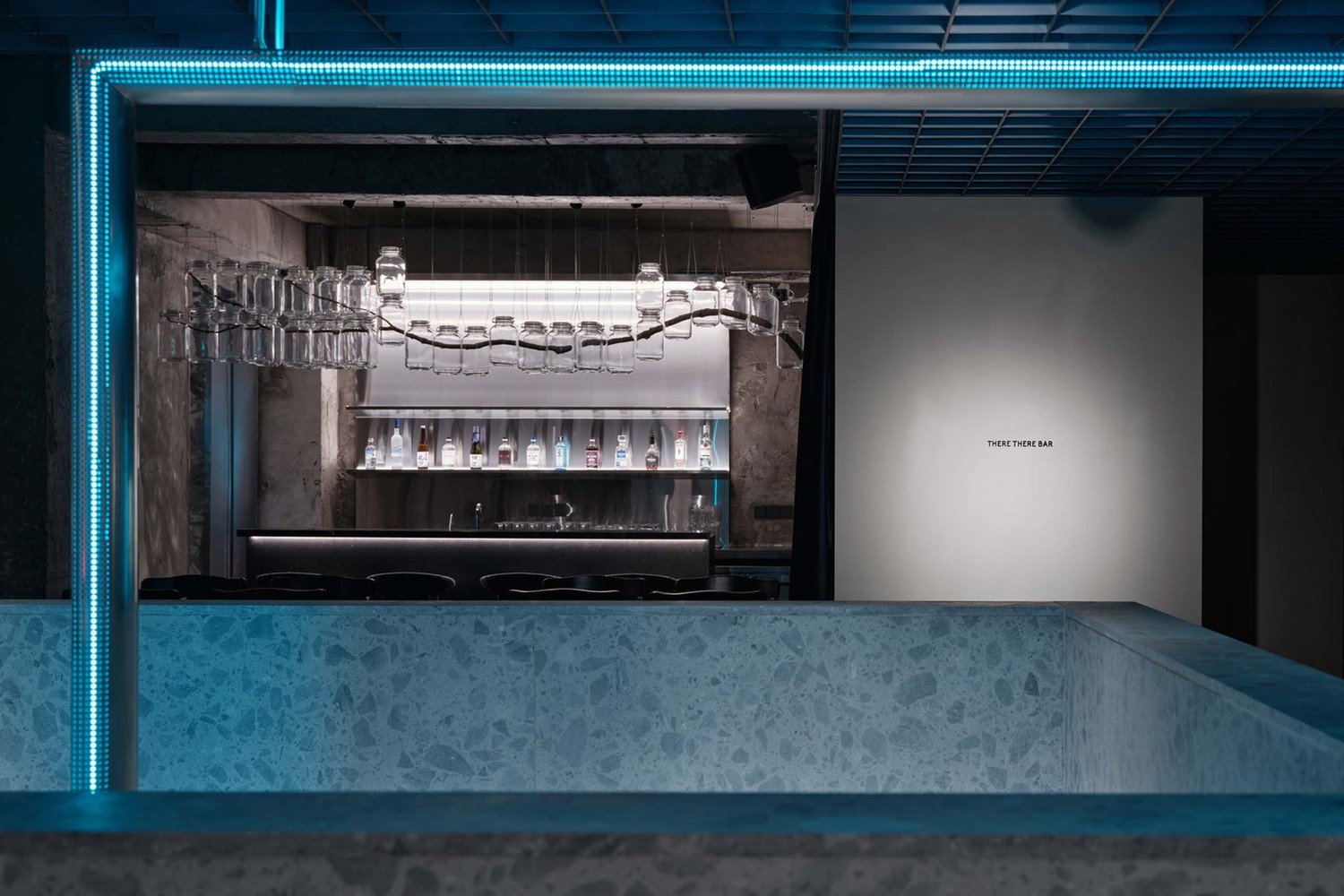 黑星糕点上海旗舰店 by Linehouse