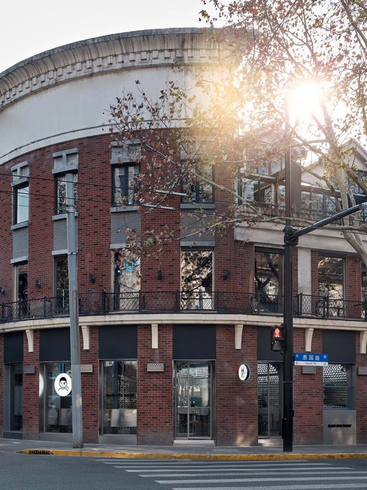 黑星糕点上海旗舰店 by Linehouse