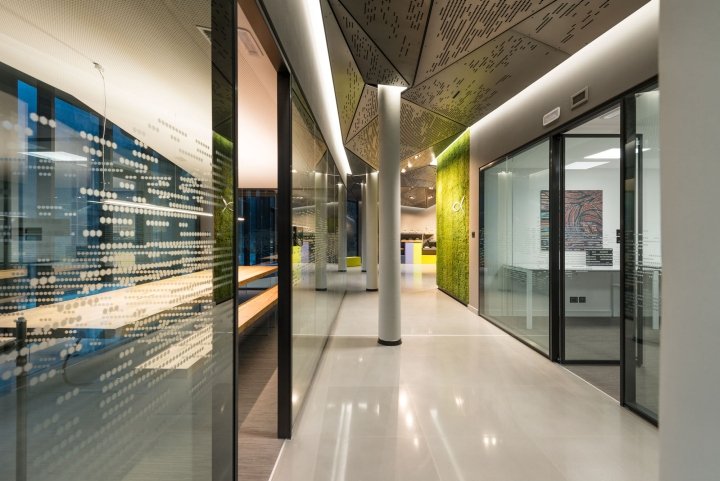 Blackfin 总部由 Anidride Design 设计，Taibon Agordino / Belluno – 意大利