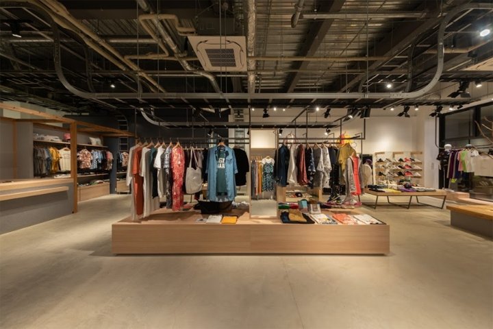 Blue in Green 商店，由 Space Co. Ltd 设计，广岛 – 日本