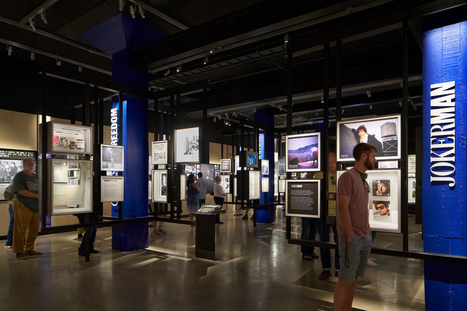 奥尔森·昆迪格设计的鲍勃·迪伦中心