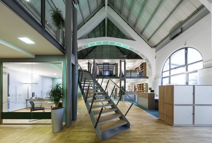 Bonava 办公室由 CRI Architekten 设计，德国新伊森堡