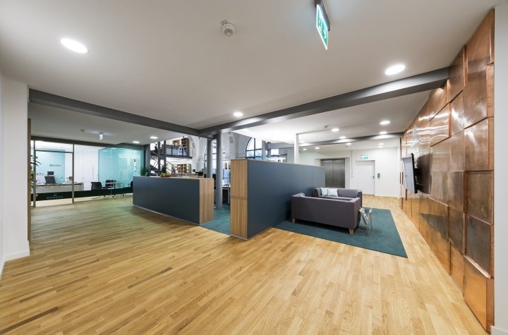 Bonava 办公室由 CRI Architekten 设计，德国新伊森堡