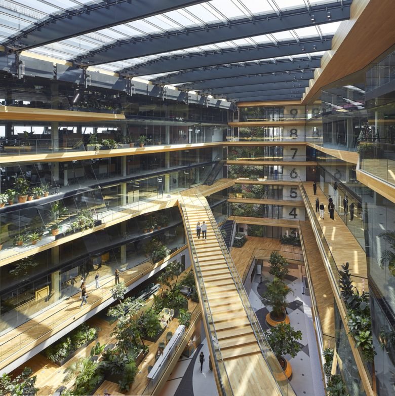 Booking.com 城市校园由 UNStudio + HofmanDujardin 设计