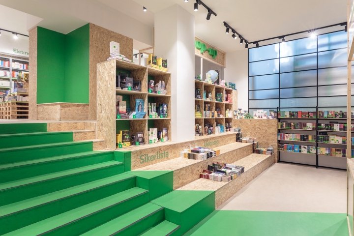 Bookline 快闪店,由 81font Architecture & Design 设计,匈牙利布达佩斯 Bookline 快闪店,由 81font Architecture & Design 设计,匈牙利布达佩斯