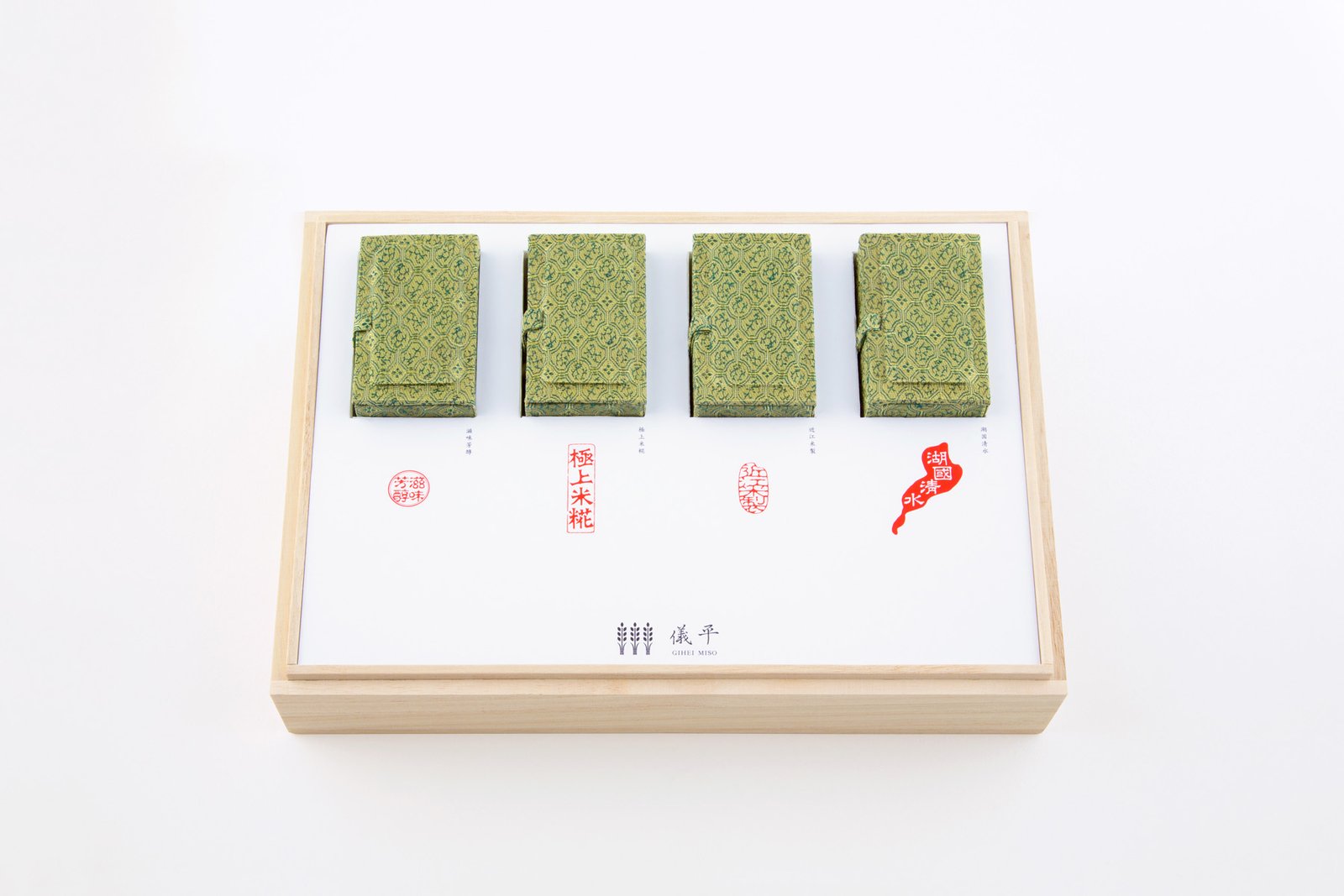 Yosuke Inui 的概念邮票盒