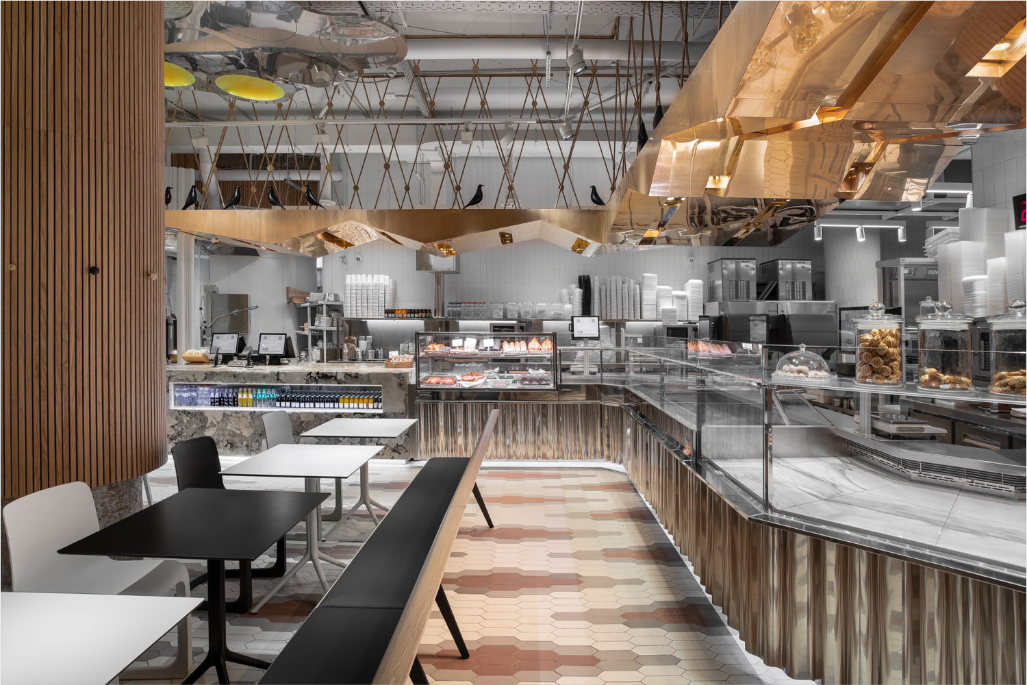 Arch Department 的 Bratya Karavaevi 餐厅