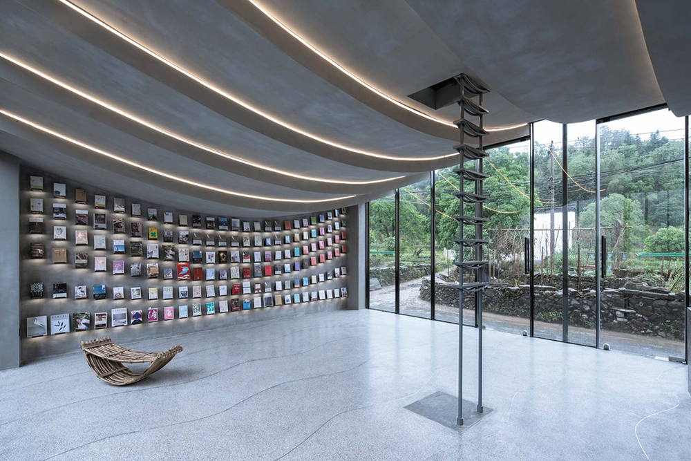 赖工作室的桥梁画廊