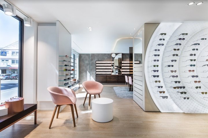 德国维特利希 Heikaus 设计的 Brillen Müller 商店 德国维特利希 Heikaus 设计的 Brillen Müller 商店