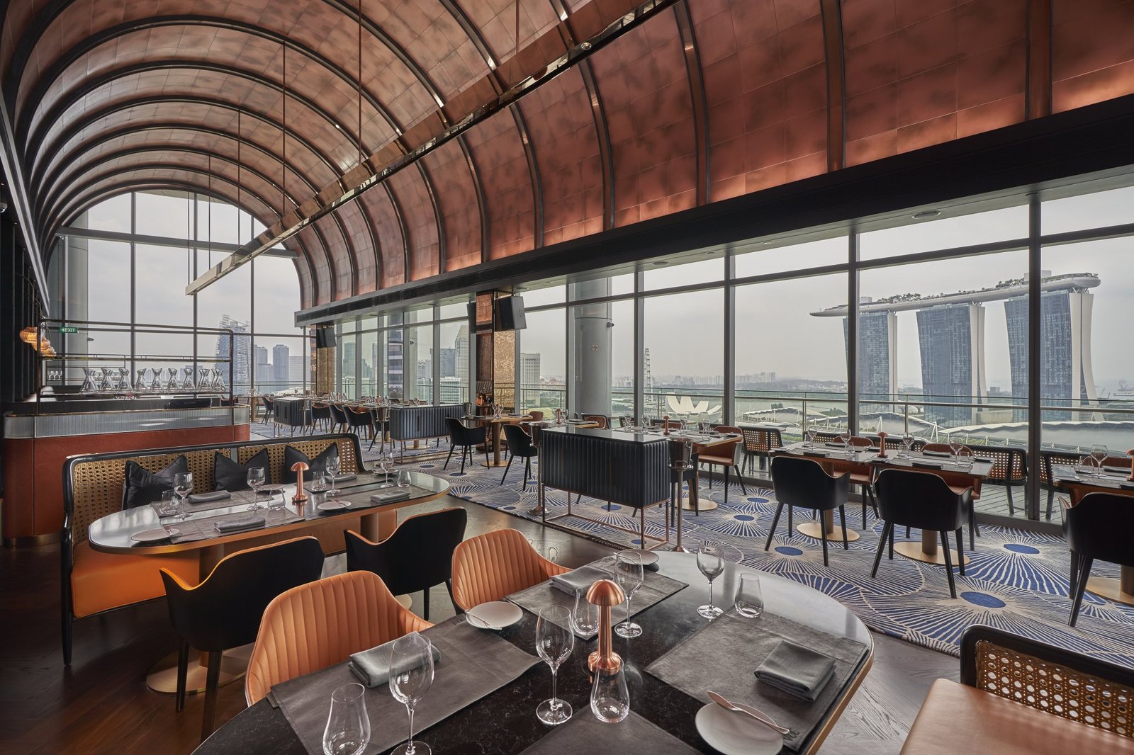 新加坡新的热门餐厅由 Bross 设计，俯瞰滨海湾