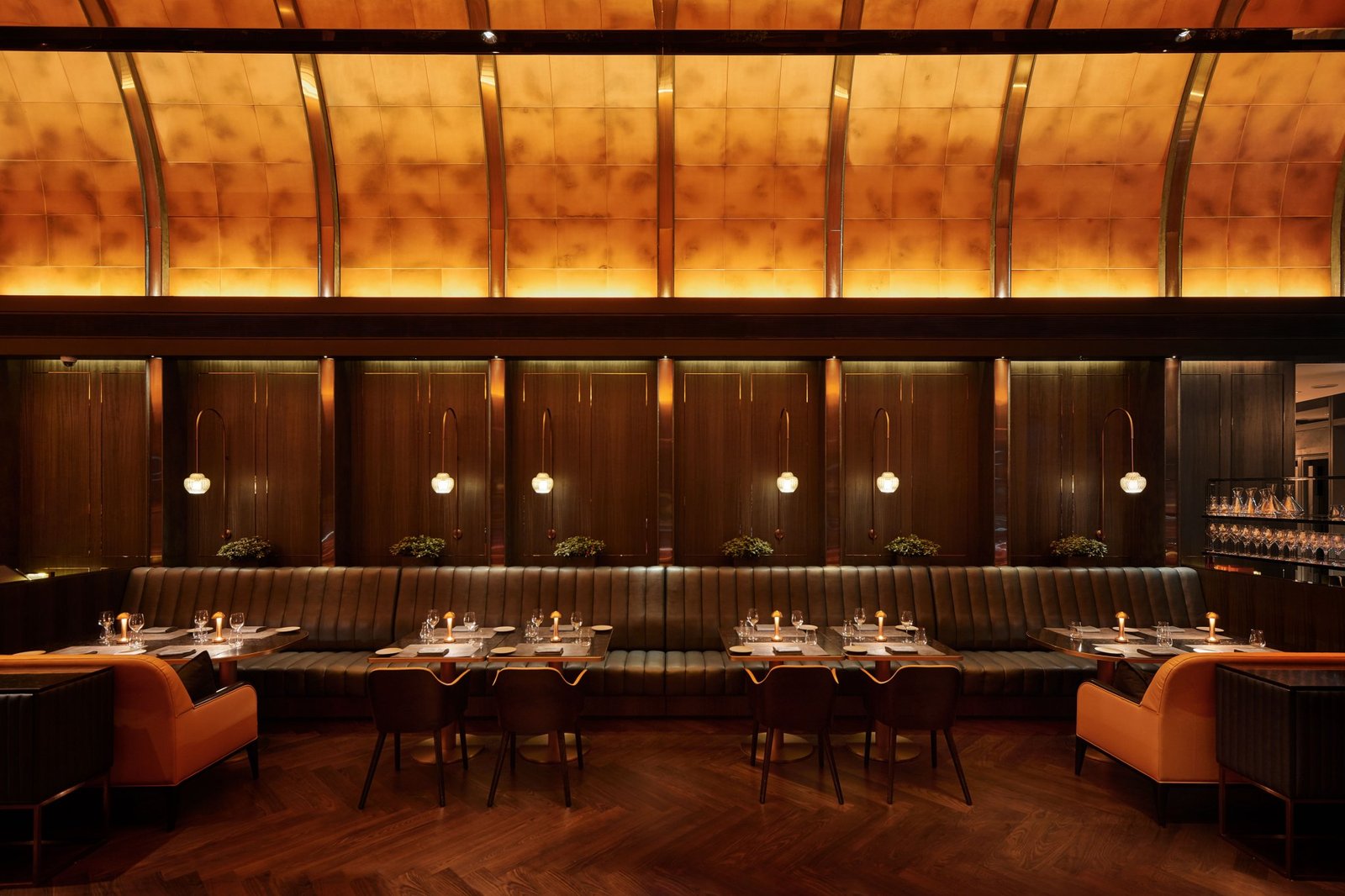 新加坡新的热门餐厅由 Bross 设计，俯瞰滨海湾