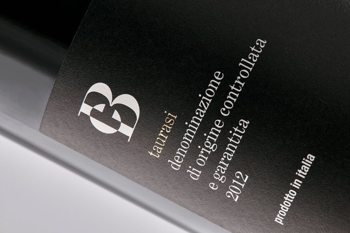 Buonanno 葡萄酒标签,作者:nju:comunicazione Buonanno 葡萄酒标签,作者:nju:comunicazione