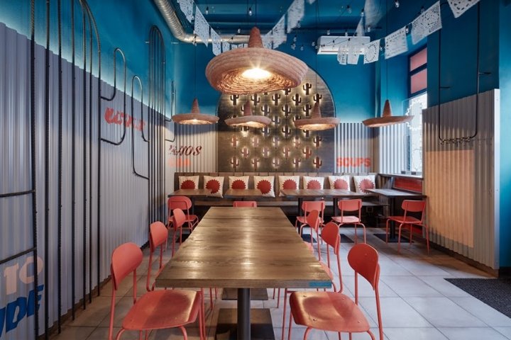 Burrito Loco 餐厅，由 Studio Formafatal 设计，布拉格 – 捷克共和国