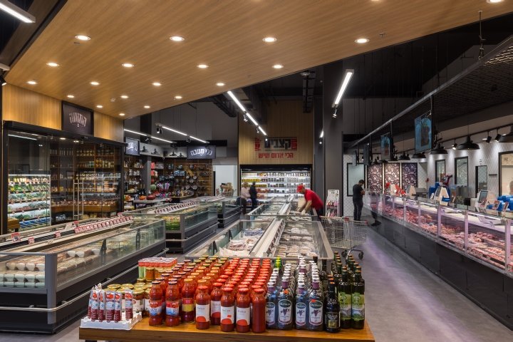 Yoav Dariel 屠夫切肉,以色列内坦亚 Yoav Dariel 屠夫切肉,以色列内坦亚