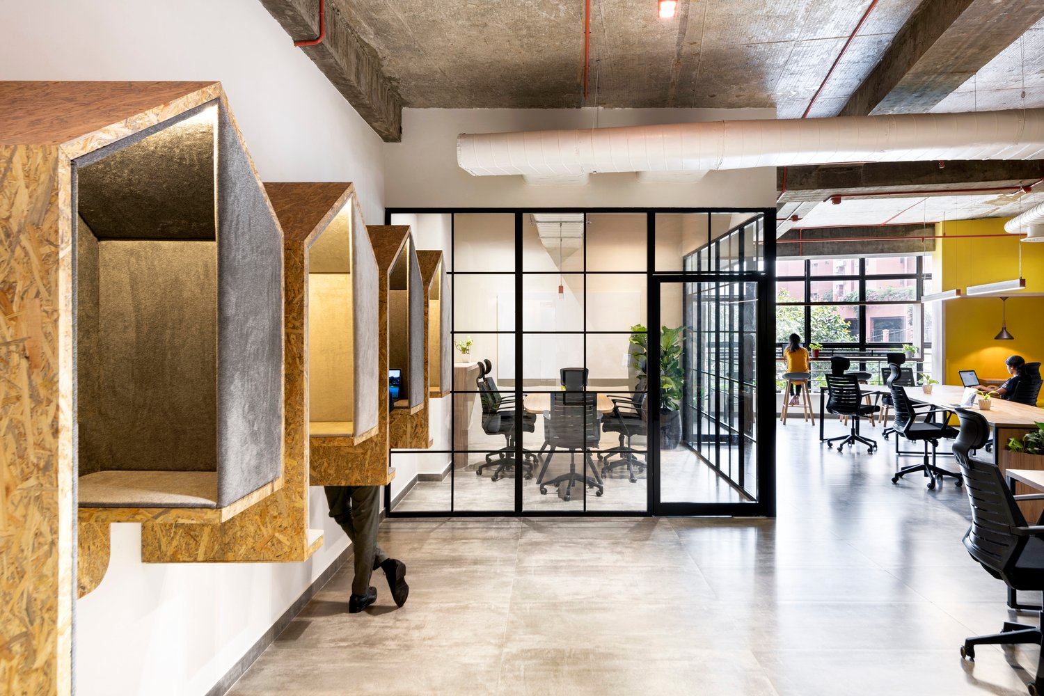 给我买一个 Artystry 的咖啡办公空间