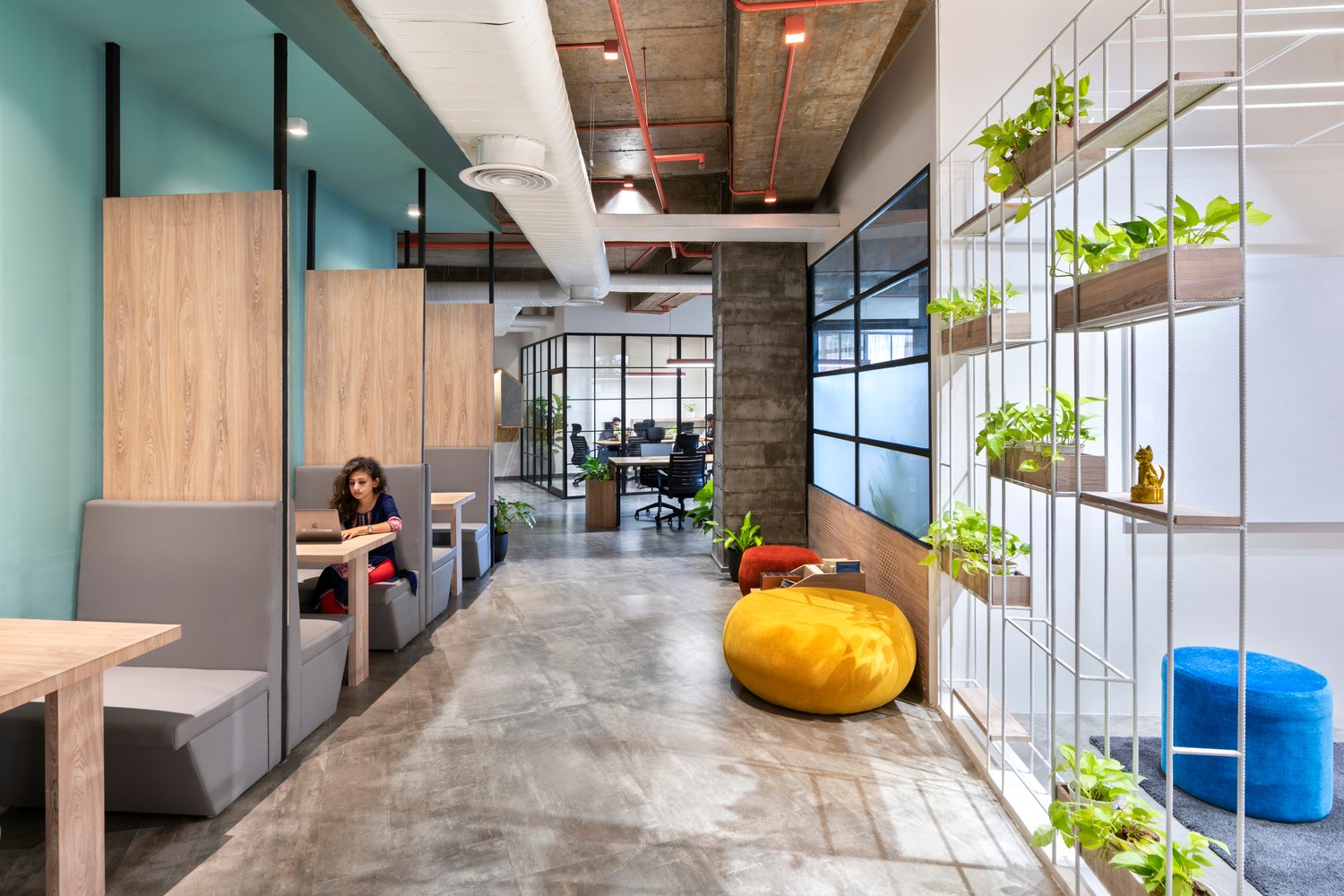 给我买一个 Artystry 的咖啡办公空间