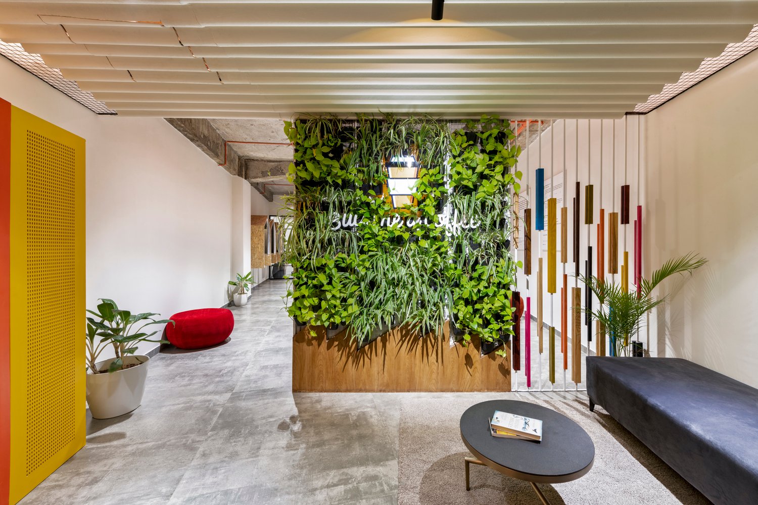 给我买一个 Artystry 的咖啡办公空间