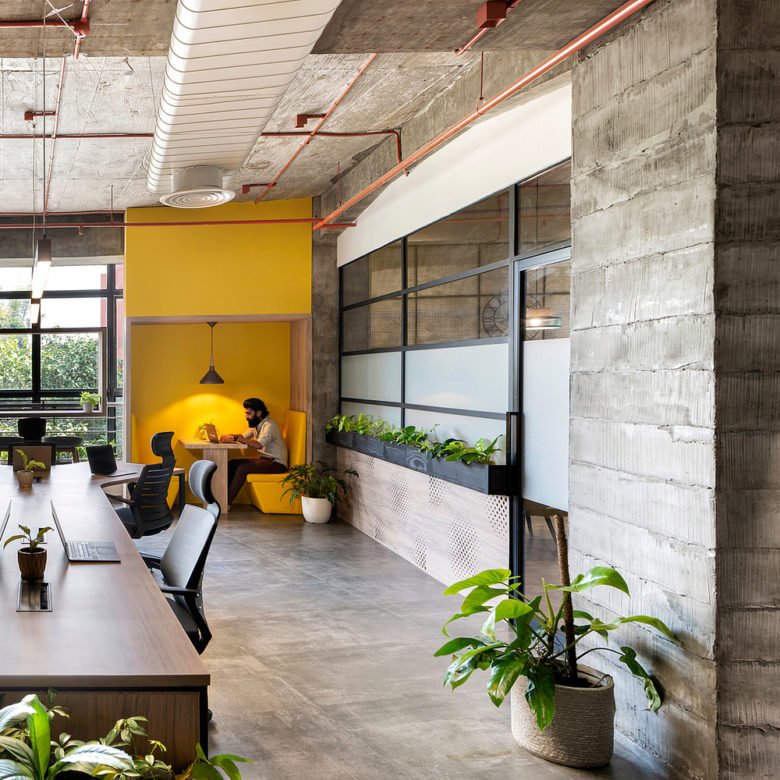 给我买一个 Artystry 的咖啡办公空间