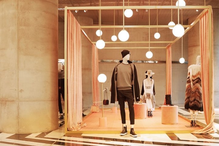 By The Sea AÏSHTI 2017 秋冬系列 by Arte Vetrina Project