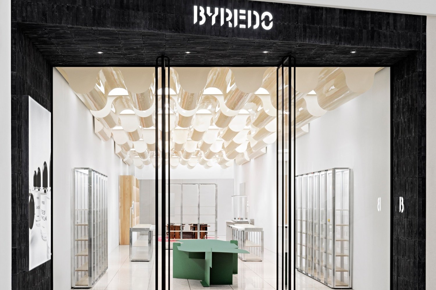 Byredo 商店由 Christian Halleröd 设计