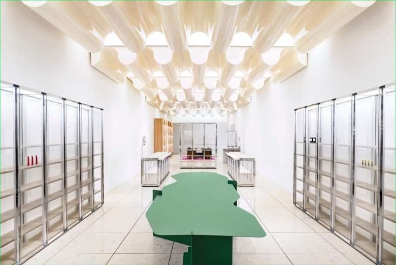 Byredo 商店由 Christian Halleröd 设计