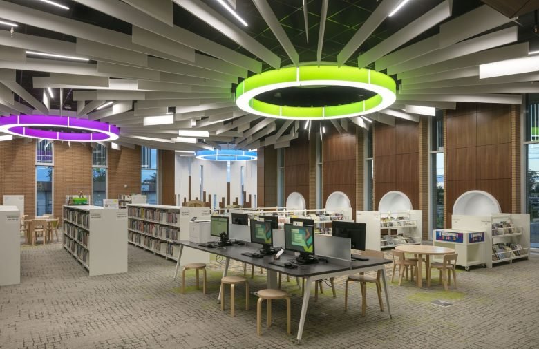 CABQ 国际地区图书馆​由 RMKM Architecture 设计