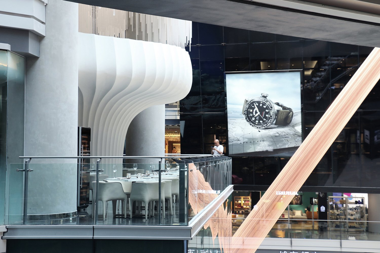 CAA Architects 设计的 CASA TALIA 餐厅