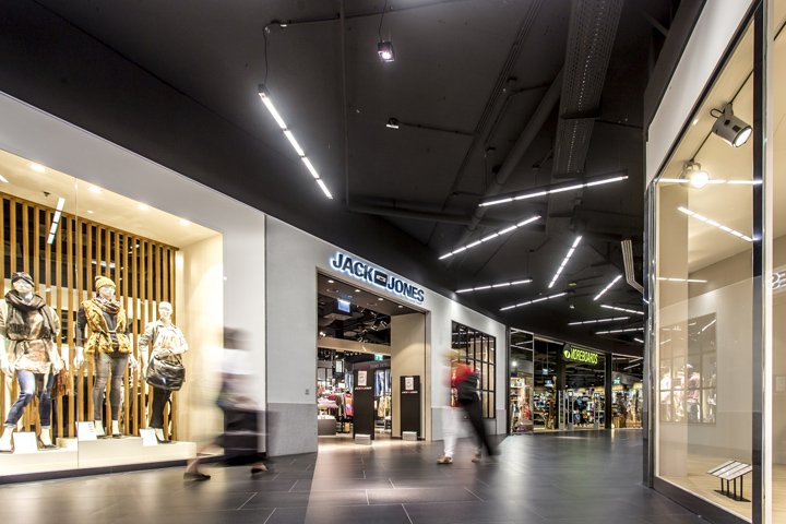 JHP 设计的 CITYPARK 购物中心，格拉茨 – 奥地利