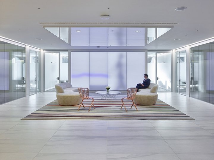 CMS 办公室，由 KKS 和 MCM Architecture 设计，英国伦敦