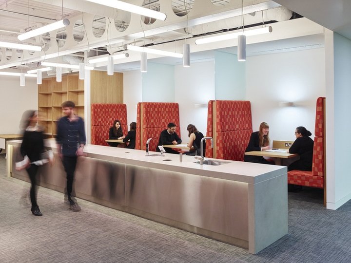 CMS 办公室，由 KKS 和 MCM Architecture 设计，英国伦敦