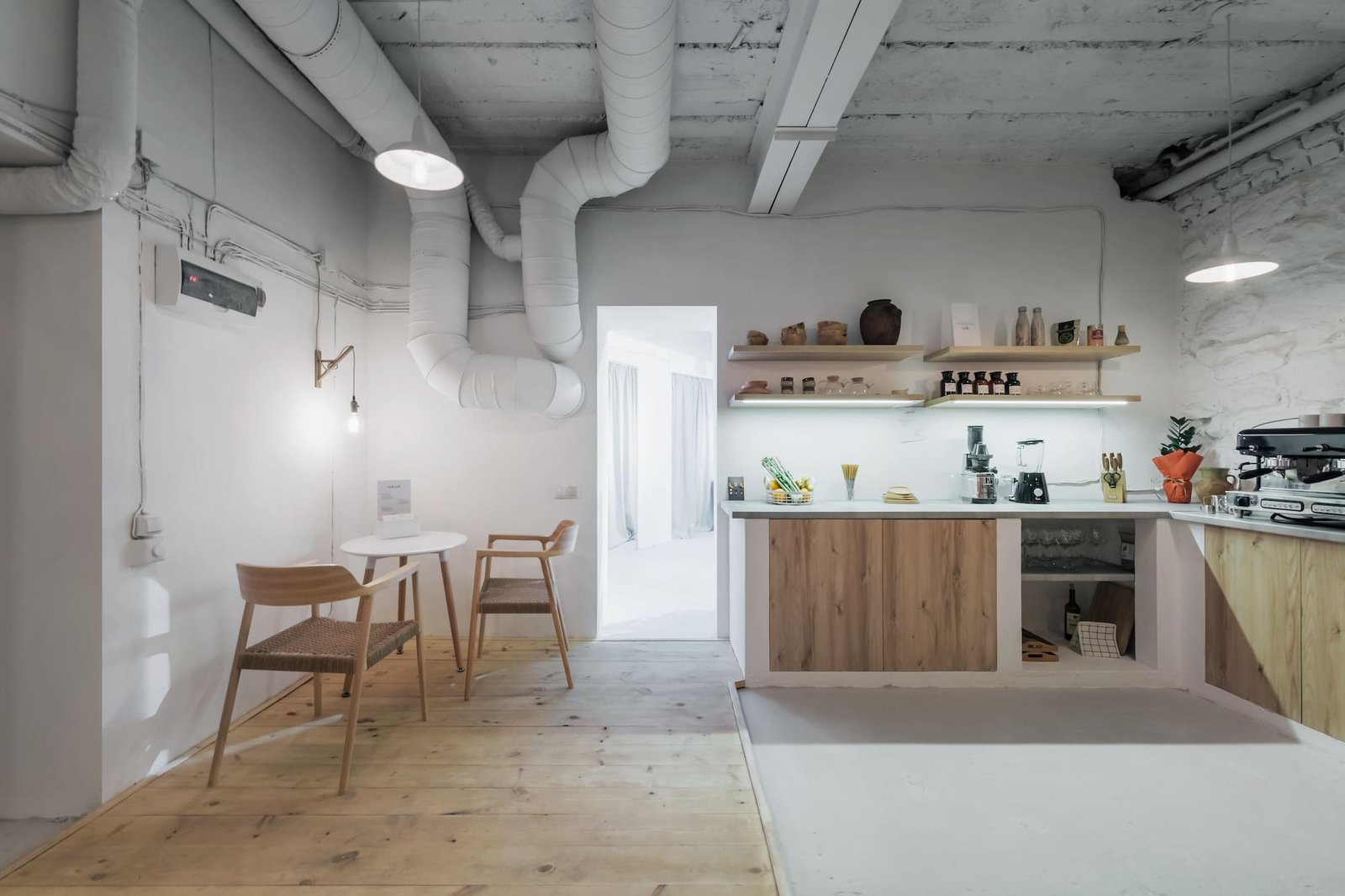 СOK – TABOORET 的性用品商店和咖啡馆 СOK – TABOORET 的性用品商店和咖啡馆