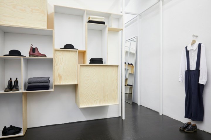 德国柏林川久保玲 (Rei Kawakubo) 翻新 COMME des GARCONS 店铺