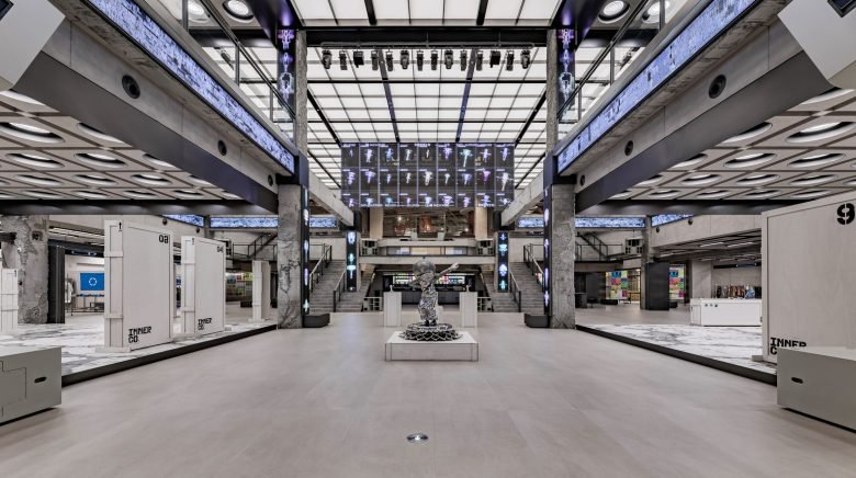 Lam Lighting Design 的 COSMO-INNERCO 店