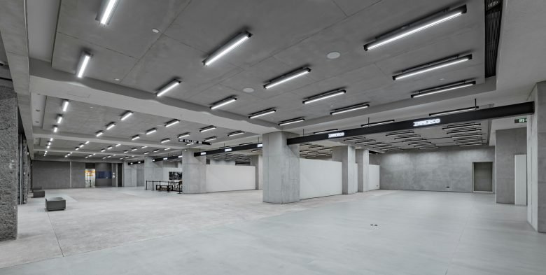 Lam Lighting Design 的 COSMO-INNERCO 店