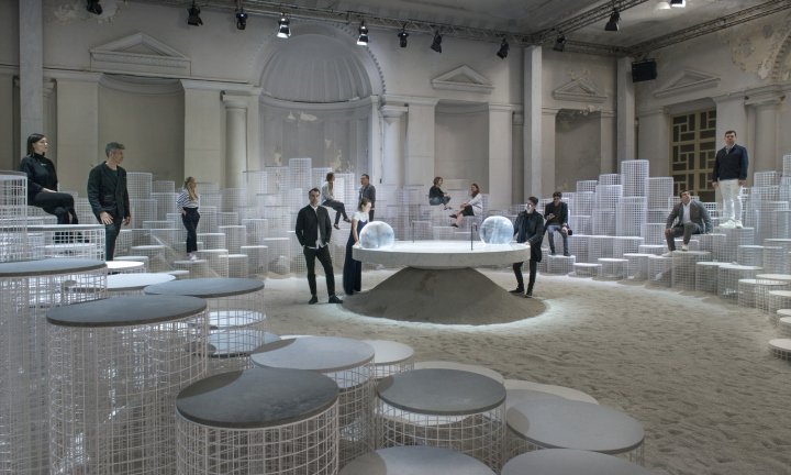 意大利米兰 Snarkitecture 设计的 Caesarstone“Altered States”装置